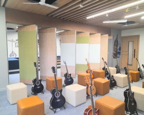 Swing Partition